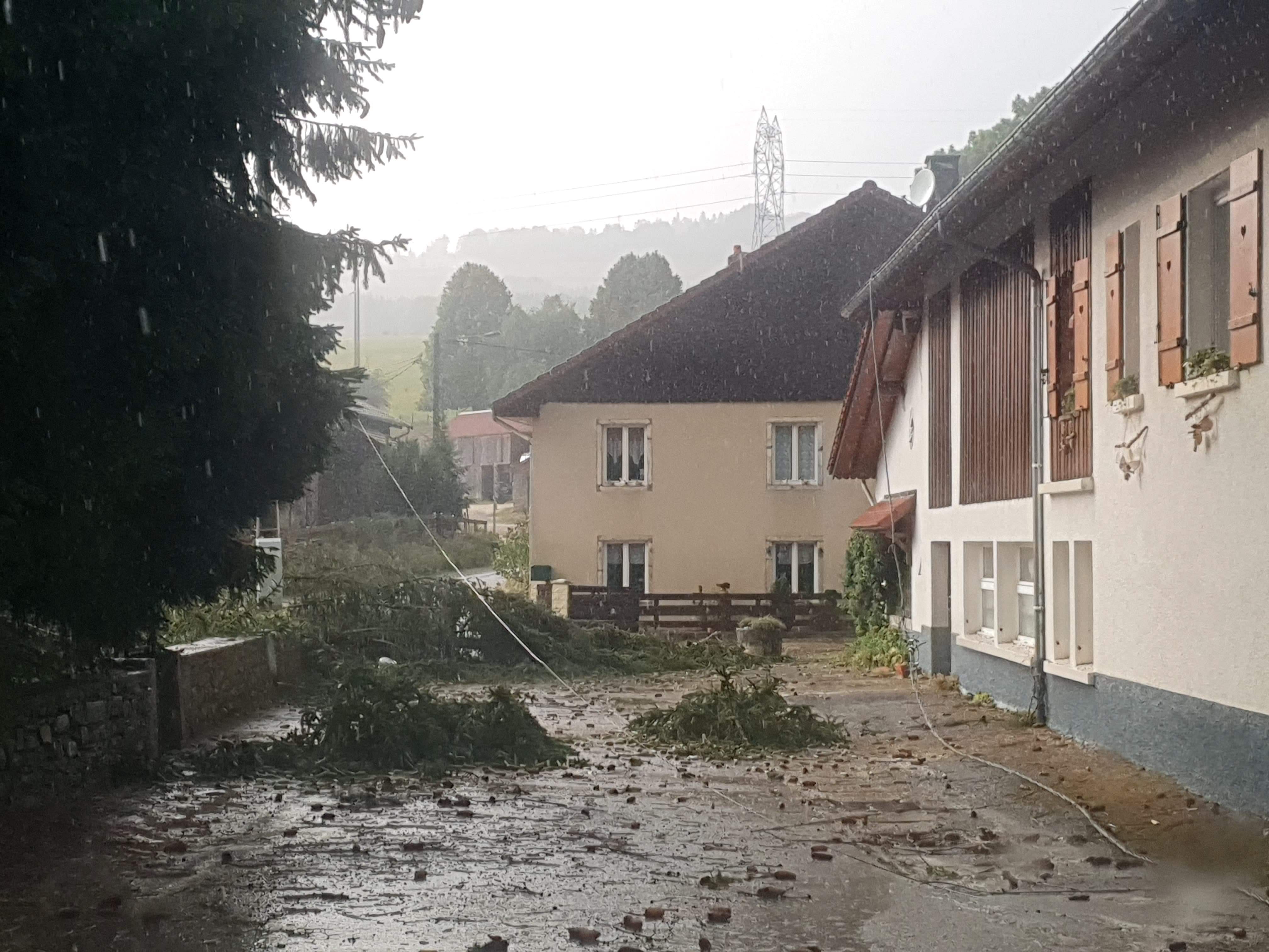 Coup de vent et orage sur la commune