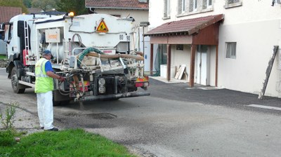 Entretien voirie rebouchage 2012