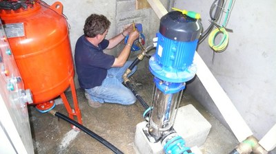 Création d'une pompe de refoulement de l'eau de "Sous le Frete" au réservoir