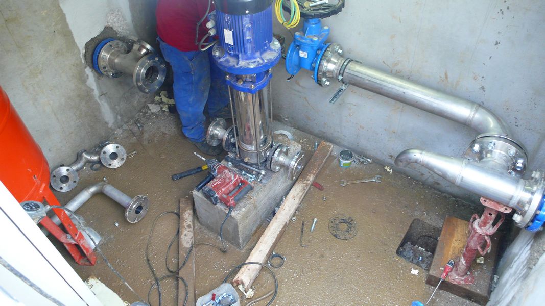 Création d'une pompe de refoulement de l'eau de "Sous le Frete" au réservoir